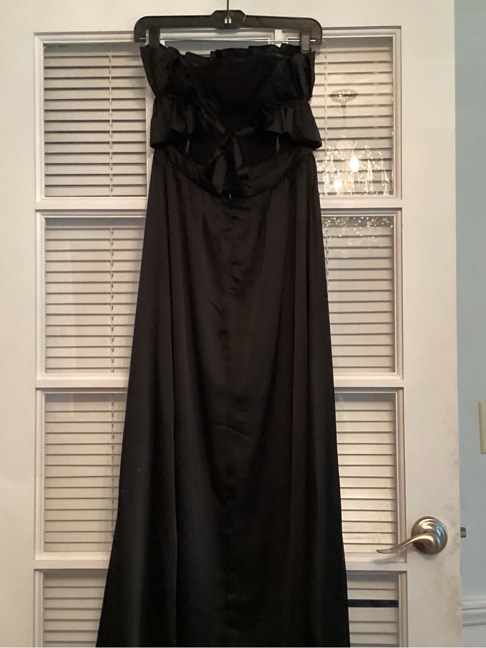 Elegant Strapless Black Satin Maxi Dress